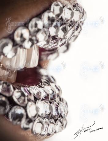 Diamond lips