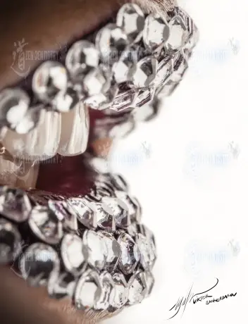 Diamond lips